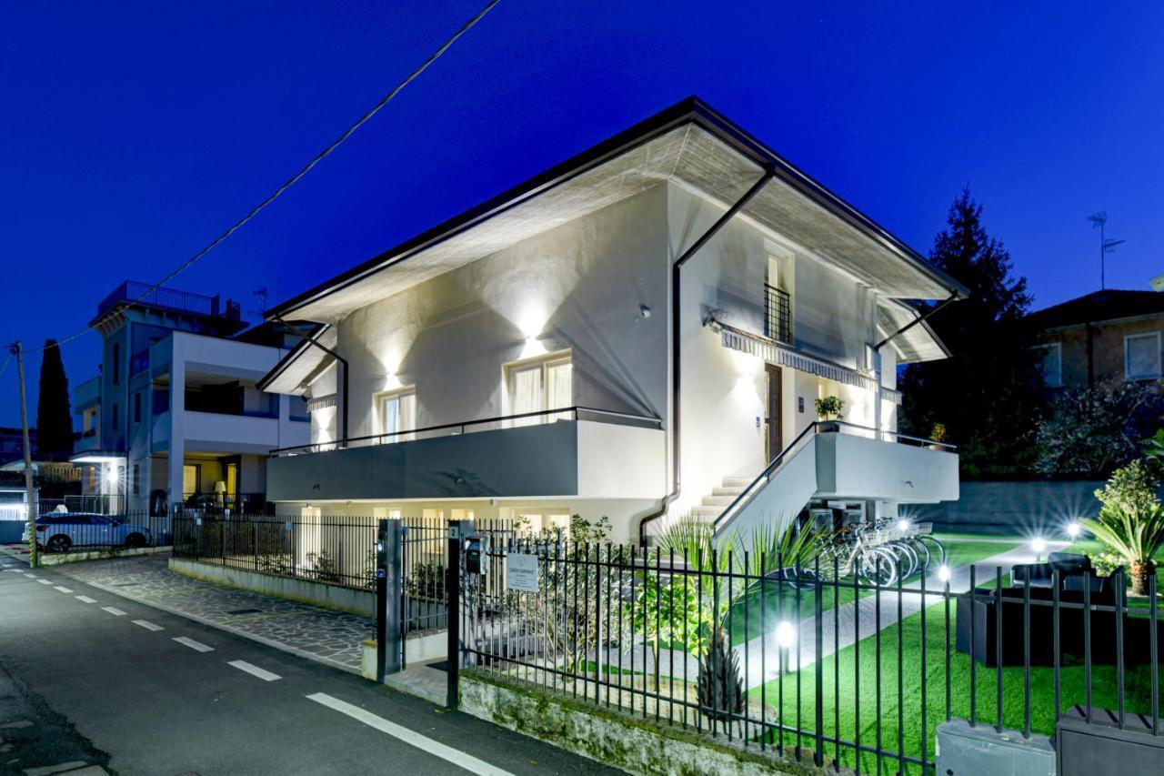 Bed and Breakfast Garda Diamant Дезенцано-дель-Гарда Екстер'єр фото