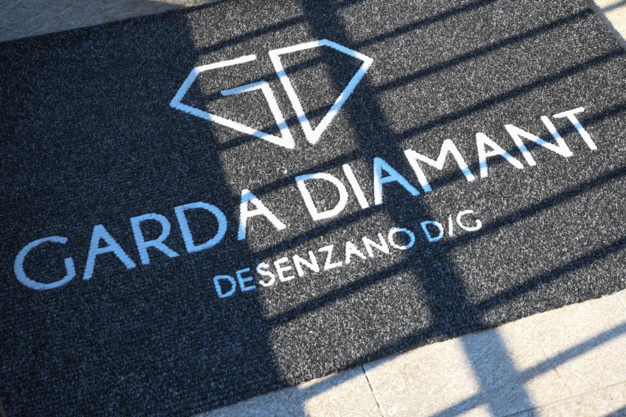 Bed and Breakfast Garda Diamant Дезенцано-дель-Гарда Екстер'єр фото