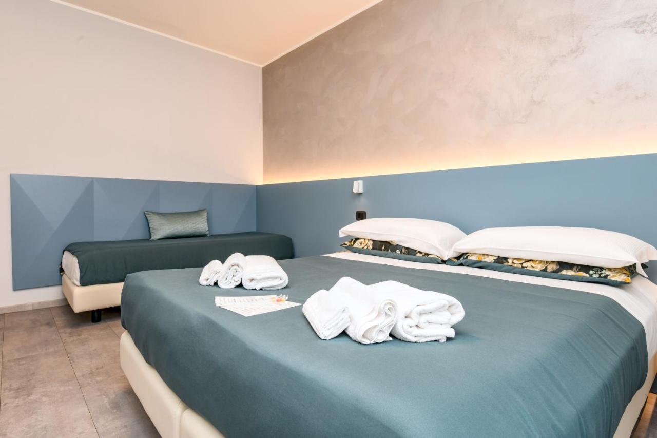 Bed and Breakfast Garda Diamant Дезенцано-дель-Гарда Екстер'єр фото